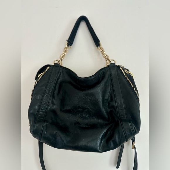 Michael Kors bag with gold details - Picture 9 of 11